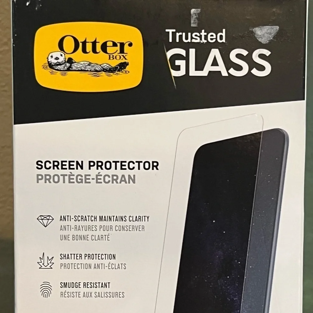 OtterBox Trusted Glass Screen Protector for iPhone 7, 8, and SE, new!